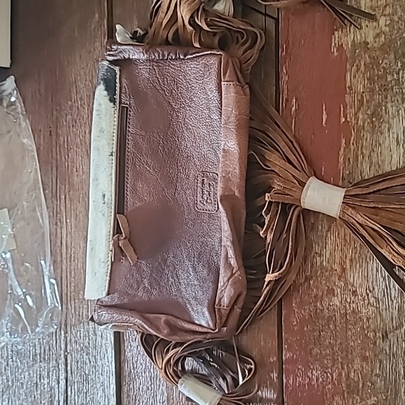 Leather Purse cowhide and tassels. American Darling new - Picture 7 of 7